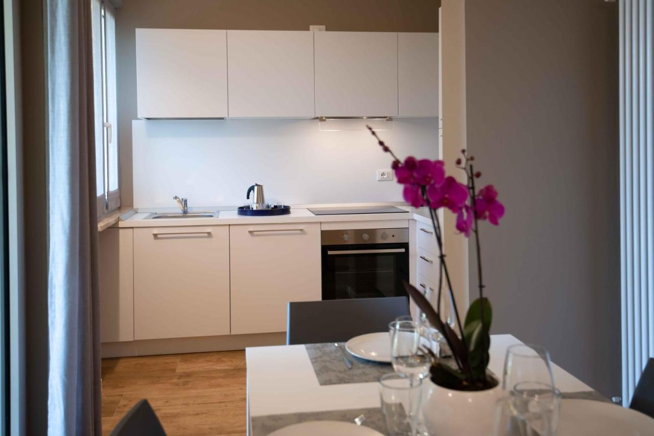 סירמיונה Sirmio Apartments - Narnia Stay מראה חיצוני תמונה